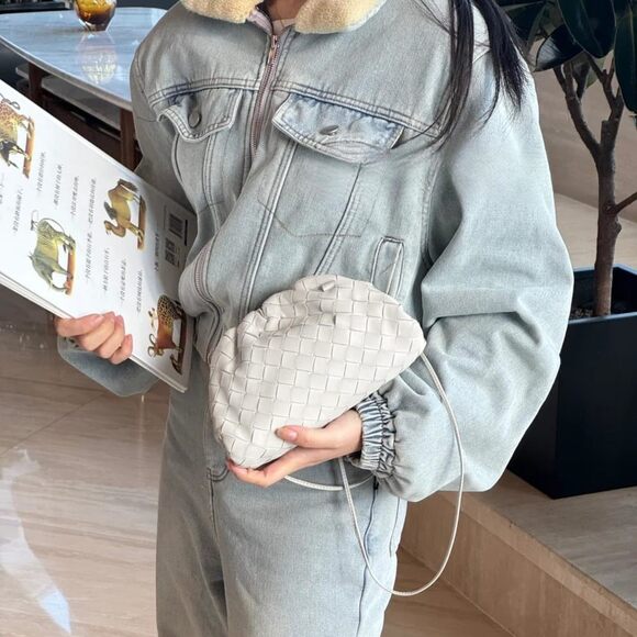 White Woven Evening Clutch - Vegan Leather Hobo Wedding Handbag - Picture 4 of 4